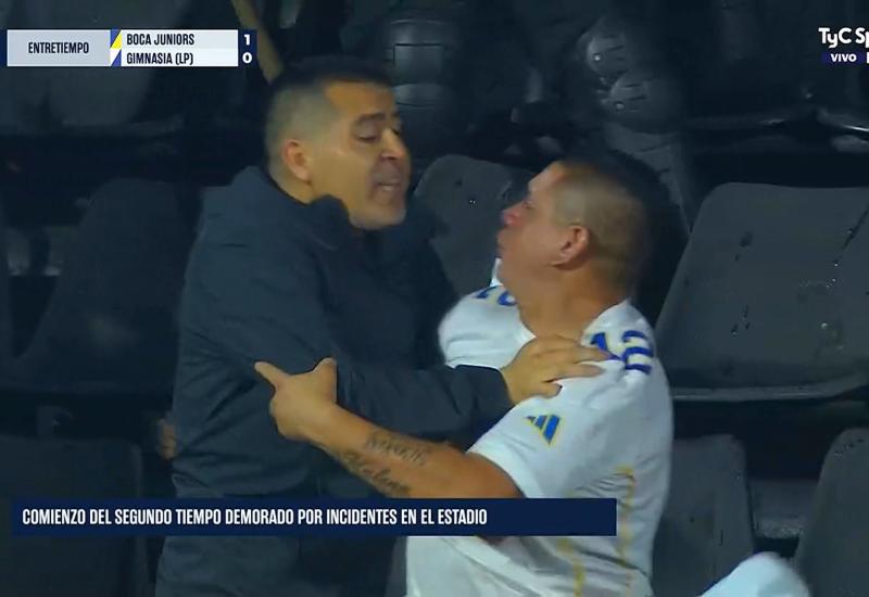 VIDEO I Boca u polufinalu Kupa, predsjednik Riquelme zaustavljao huligane na tribinama